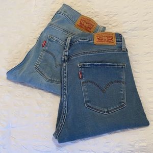 2 PAIRS $30 720 HIGH RISE SUPER SKINNY Levi Jeans